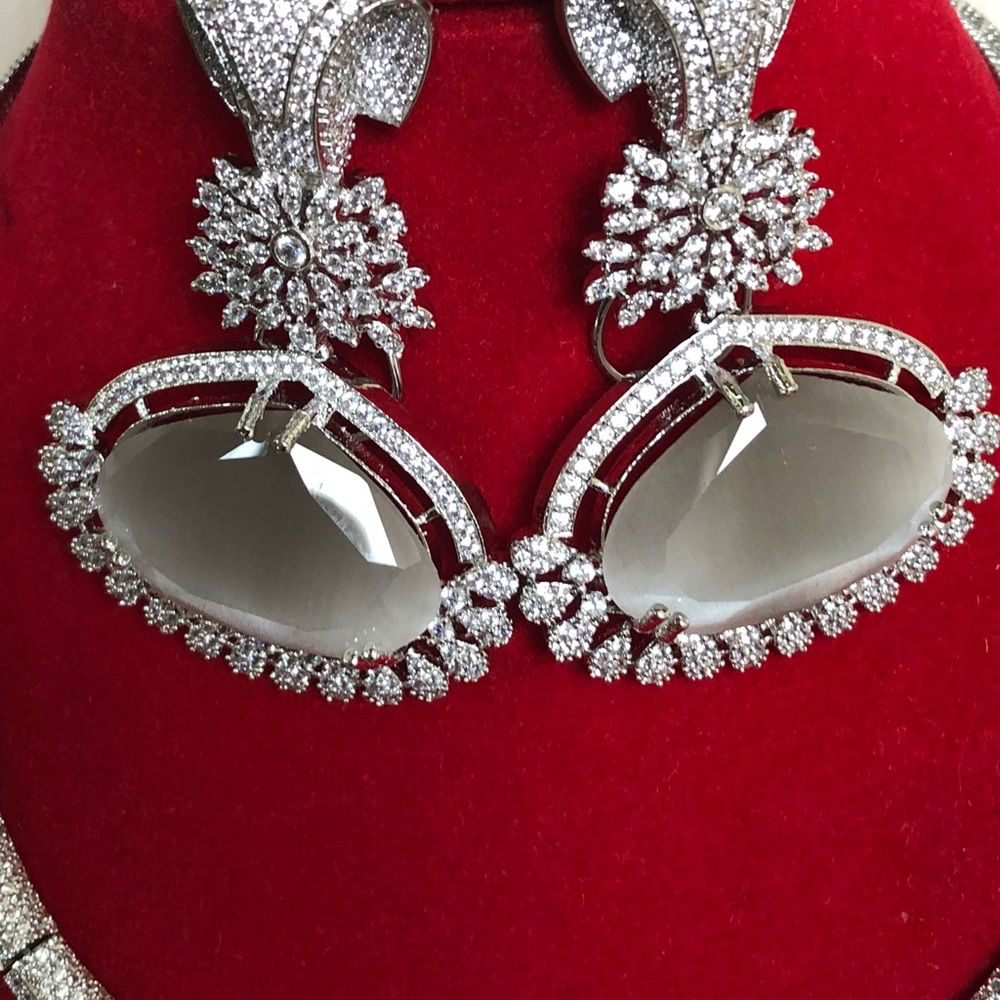 Jewelry set - Picture 3 of 8